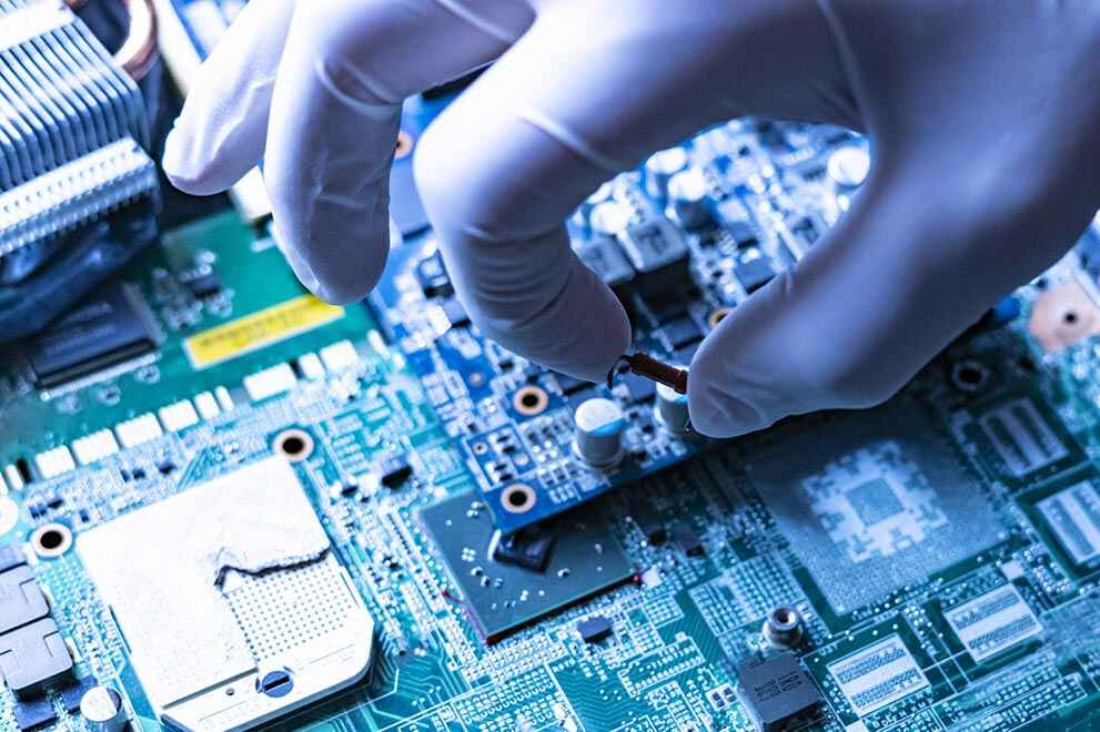 Removing damaged component